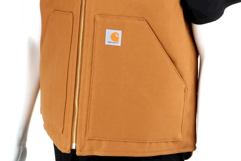 Carhartt_Duck_Vest_Brown_Large_Pocket_Detail